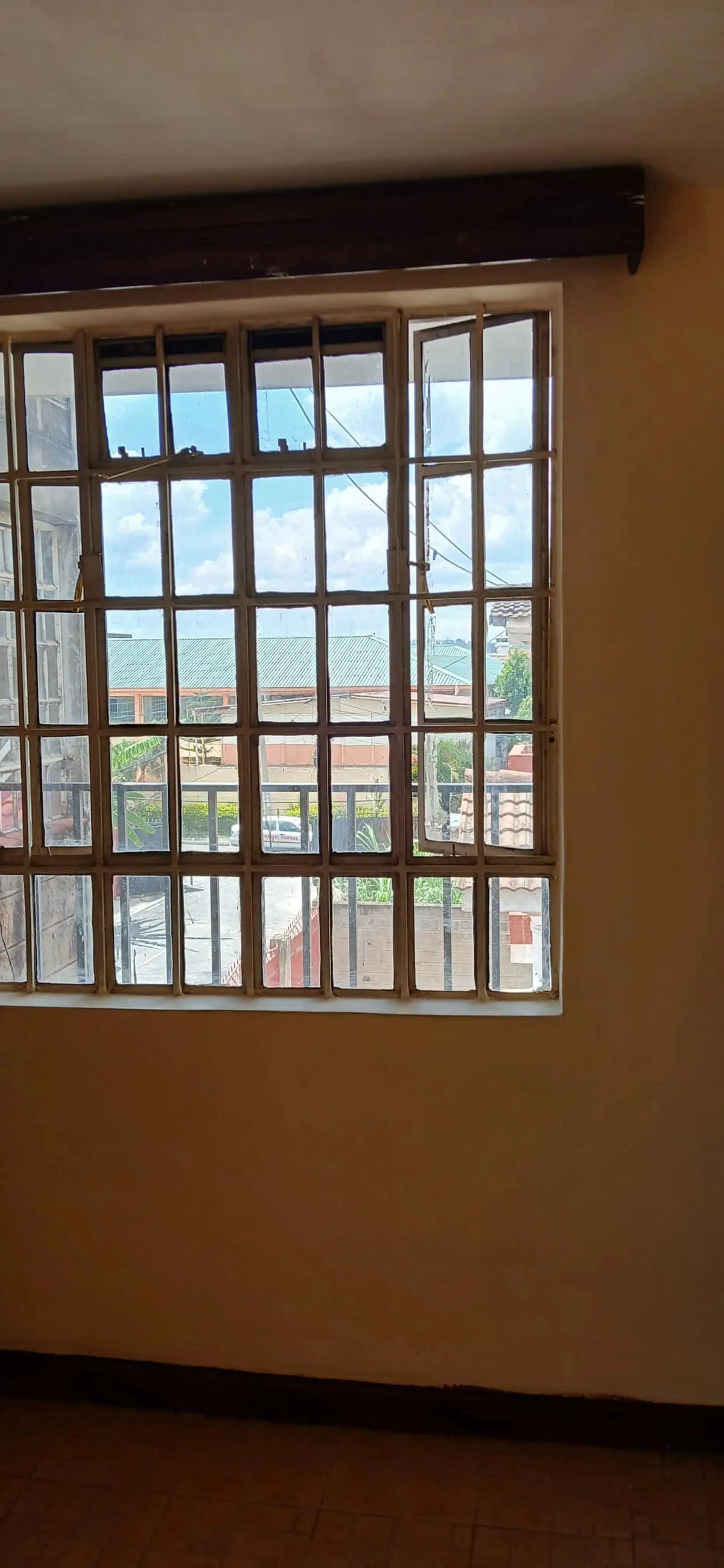 Window with expansive outdoor landscape and sky view