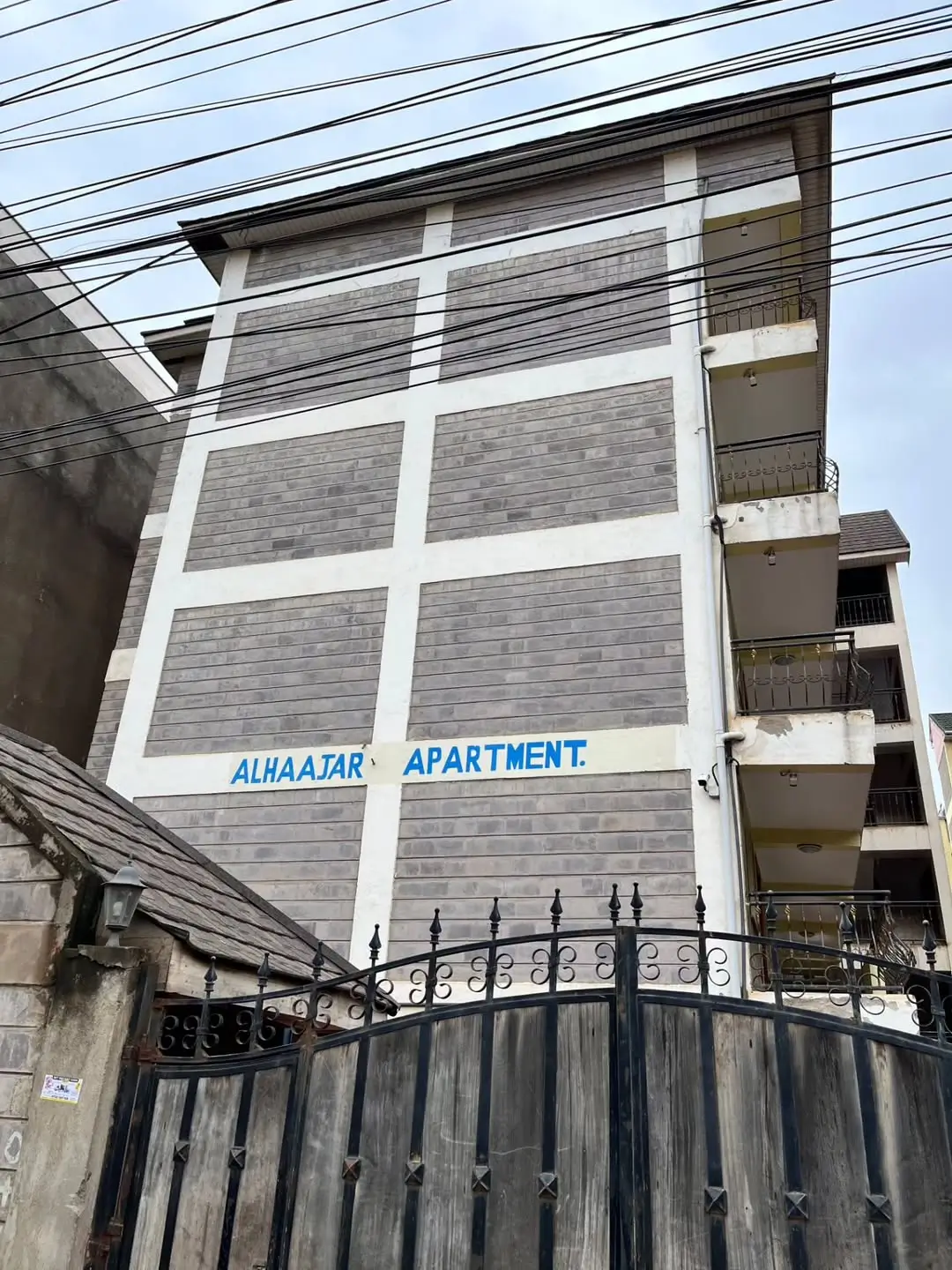 Alhajaar Apartments