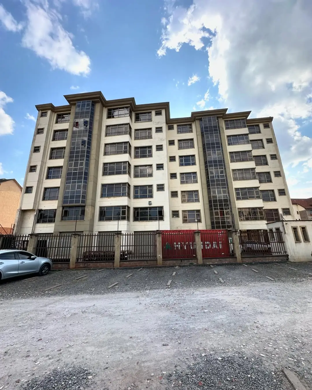 Bristle Plaza Apartments