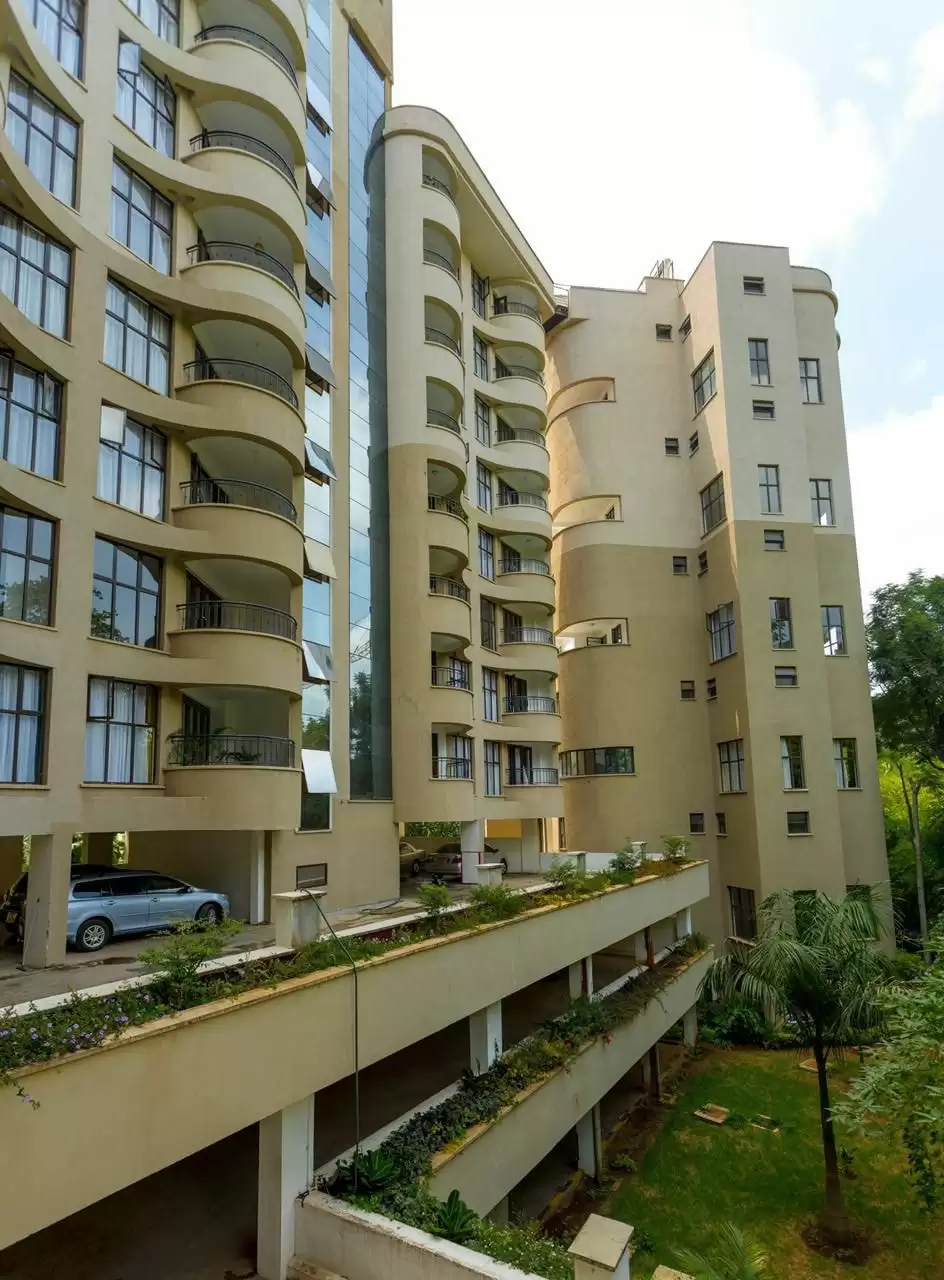 Edmor Suites