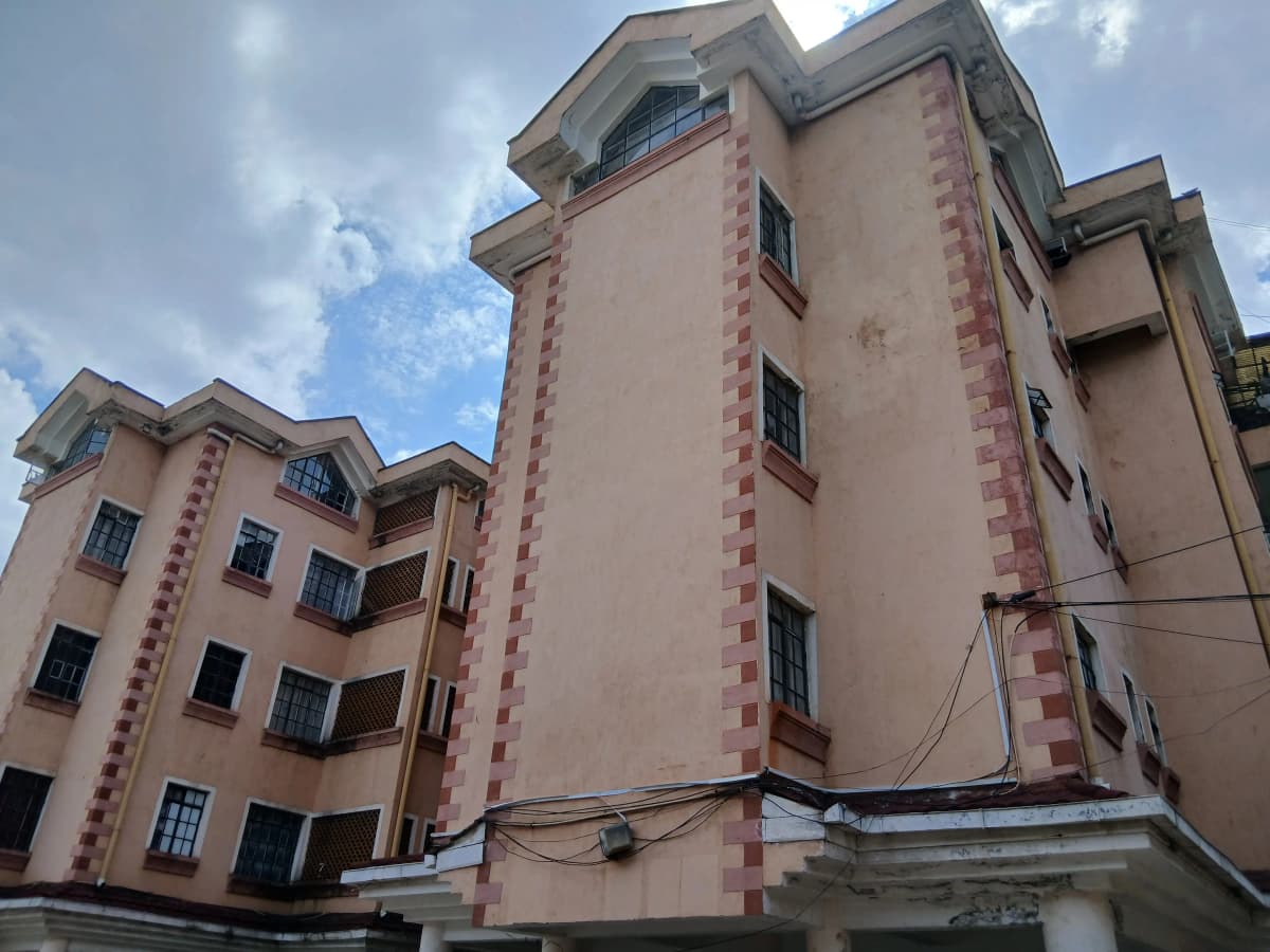 Orange Apartments - Rumi Rd.