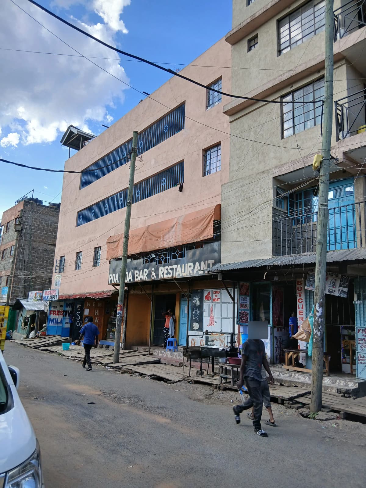 Poa Poa Apartments